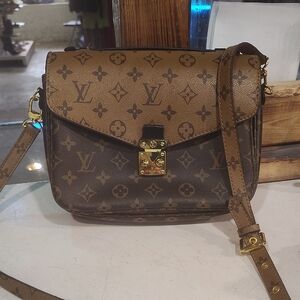 Louis Vuitton Tan and Brown Monogram Crossbody Bag